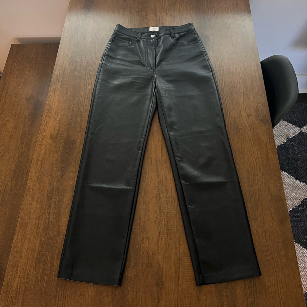 Wilfred Melina Pant